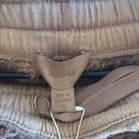 Skims, cozy joggers - Picture 10 of 16